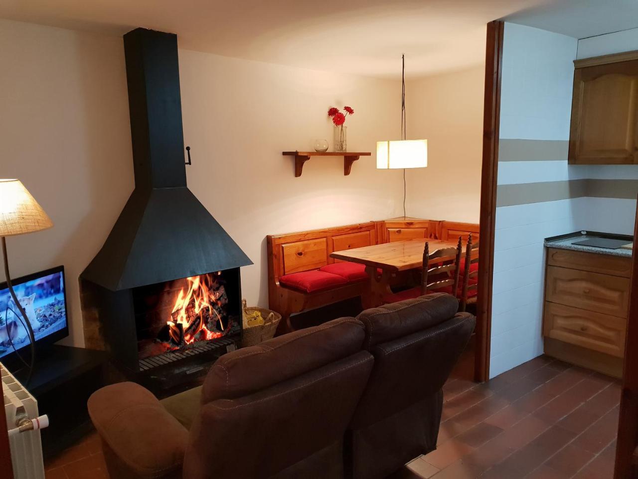 Apartaments Can Bundanci 塞特卡萨斯 外观 照片